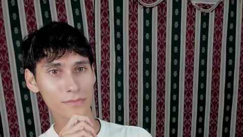 Snapshot of paimon_goetia chatting on November 4, 12:10 am Alexander Grigori online show from November 4, 12:10 am