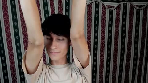 Snapshot of paimon_goetia chatting on November 20, 1:39 am Alexander Grigori online show from November 20, 1:39 am