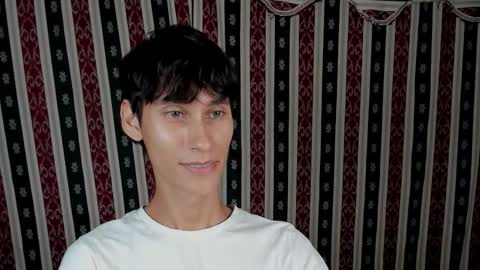 Snapshot of paimon_goetia chatting on November 21, 3:05 am Alexander Grigori online show from November 21, 3:05 am