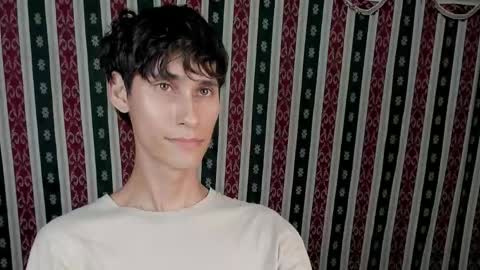 Snapshot of paimon_goetia chatting on November 22, 2:21 am Alexander Grigori online show from November 22, 2:21 am