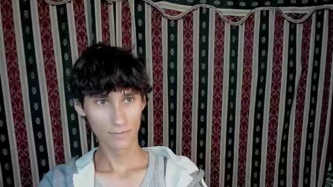 Snapshot of paimon_goetia chatting on December 17, 11:55 pm Alexander Grigori online show from December 17, 11:55 pm