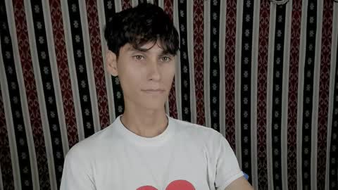 Snapshot of paimon_goetia chatting on January 15, 2:05 am Alexander Grigori online show from January 15, 2:05 am