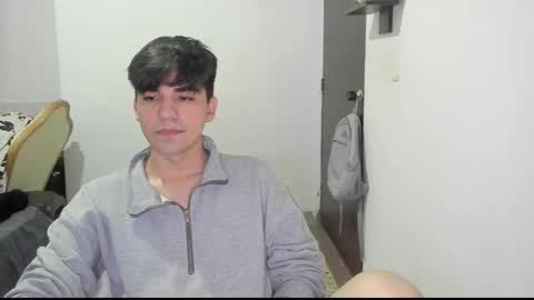 Snapshot of pakun_ chatting on January 17, 1:54 am pakun_ online show from January 17, 1:54 am