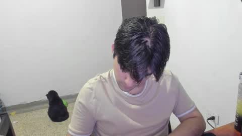 Snapshot of pakun_ chatting on March 2, 2:47 am pakun_ online show from March 2, 2:47 am