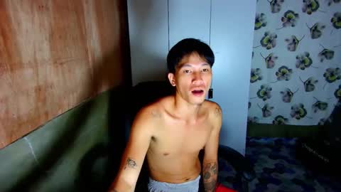 Snapshot of palaiyot143 chatting on October 18, 12:39 pm palaiyot143 online show from October 18, 12:39 pm