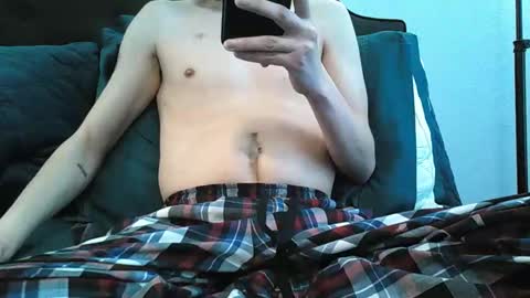 Atom online show from January 2, 8:02 pm