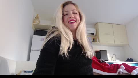 Snapshot of pam_fans chatting on December 14, 7:29 am BABE online show from December 14, 7:29 am