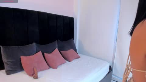 Snapshot of pamela_morena_ chatting on May 21, 10:06 pm Pamela online show from May 21, 10:06 pm