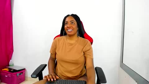 Snapshot of pamela_noah221 chatting on March 13, 9:16 am PAMELA online show from March 13, 9:16 am