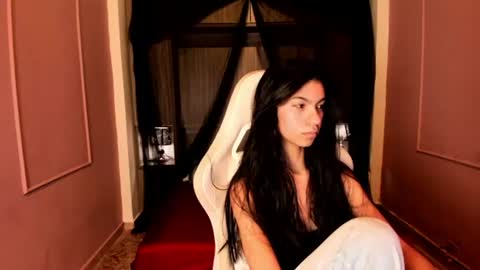  P A M  online show from July 8, 4:06 am