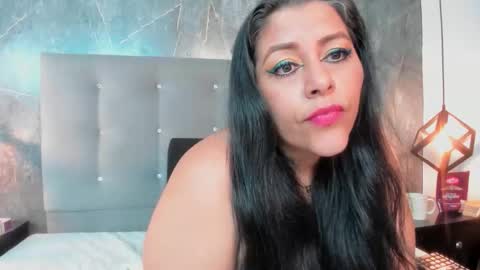 Pamela online show from March 4, 7:20 pm