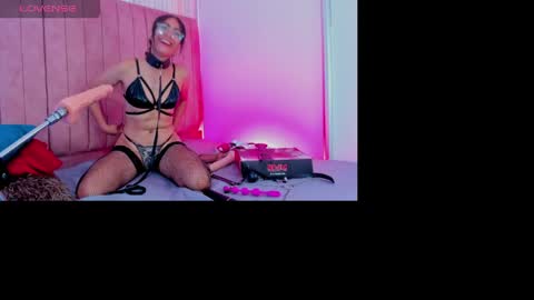 Pamela Ponce online show from May 22, 3:28 pm
