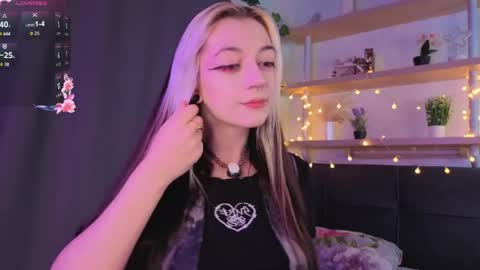 Diana online show from April 17, 3:04 pm