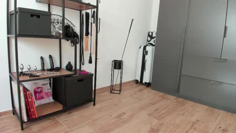 pampersandspanking online show from March 1, 12:40 pm