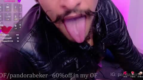 Snapshot of pandorabeker chatting on February 19, 5:16 am online show from February 19, 5:16 am