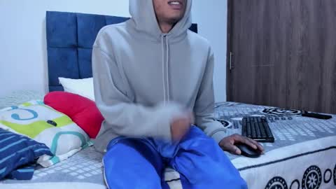 Snapshot of panther_777 chatting on February 4, 11:16 am panther_777 online show from February 4, 11:16 am