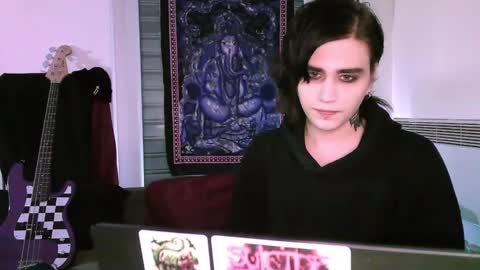 Snapshot of panther_cap chatting on March 17, 7:28 pm In bio online show from March 17, 7:28 pm