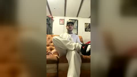 Snapshot of panthers_room chatting on July 6, 3:58 am panthers_room online show from July 6, 3:58 am