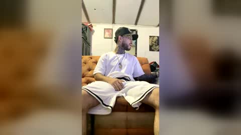 Snapshot of panthers_room chatting on July 29, 11:19 am panthers_room online show from July 29, 11:19 am