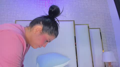 Paola  online show from April 2, 9:29 am