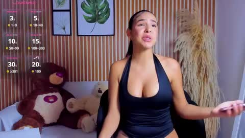 paola online show from October 29, 3:09 am