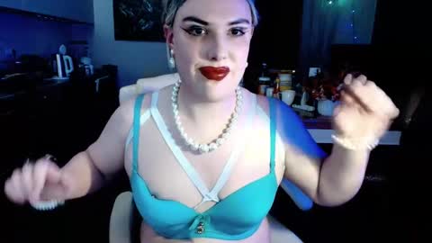 Sarina Williams online show from March 6, 12:56 pm