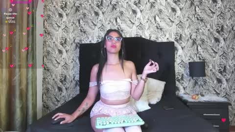 Snapshot of paolaturner chatting on September 11, 1:11 pm Paola Turner online show from September 11, 1:11 pm