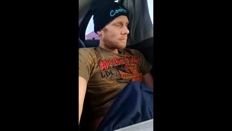 papapfouts online show from January 12, 5:29 pm