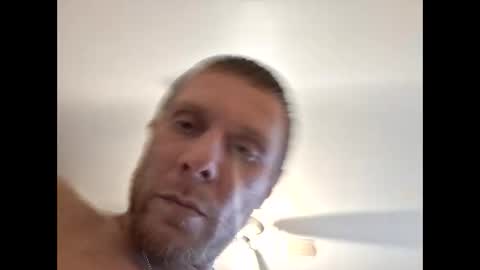 papapfouts online show from March 23, 5:06 pm