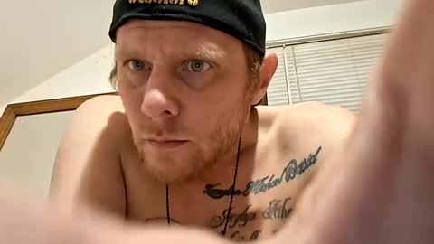 papapfouts online show from April 11, 2:16 am