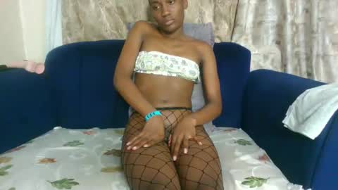 pappychullo09 online show from February 20, 12:51 am