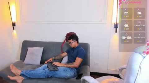 Ryan And Casper online show from April 7, 6:19 pm