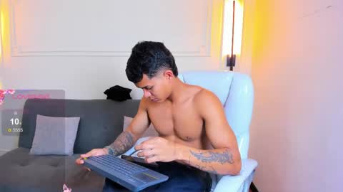 Ryan And Casper online show from May 6, 3:28 pm