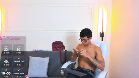 Ryan And Casper online show from May 21, 2:02 pm