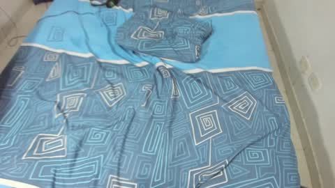 Snapshot of parejacachonda chatting on January 9, 9:05 pm sara and andreu online show from January 9, 9:05 pm