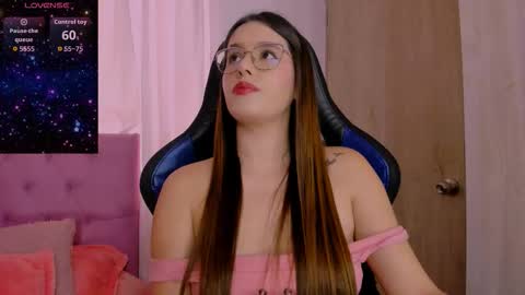 Paris online show from February 11, 6:02 pm