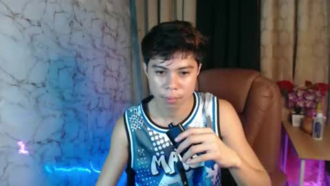 HENRY online show from March 18, 3:59 pm