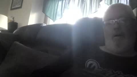 Snapshot of part86 chatting on November 27, 1:35 pm part86 online show from November 27, 1:35 pm