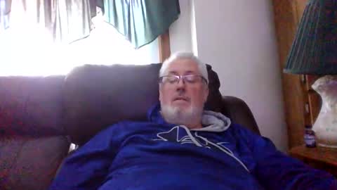 Snapshot of part86 chatting on December 15, 4:22 pm part86 online show from December 15, 4:22 pm