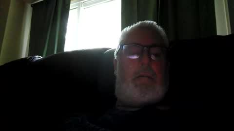 Snapshot of part86 chatting on April 5, 2:14 pm part86 online show from April 5, 2:14 pm