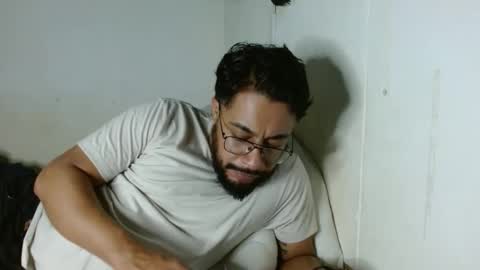 Snapshot of partisano77 chatting on December 27, 3:53 am Partisano77 online show from December 27, 3:53 am