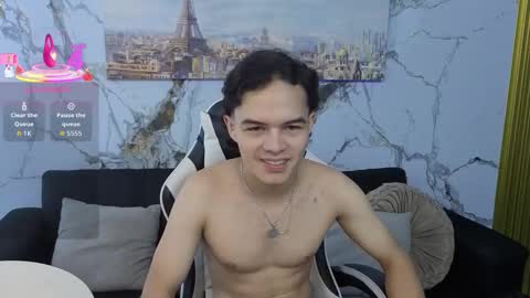 party_with_medellin23 online show from March 16, 1:22 am