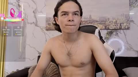 party_with_medellin23 online show from April 14, 2:50 am