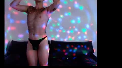 Snapshot of partymonster_xxx chatting on December 23, 7:30 pm Teo online show from December 23, 7:30 pm