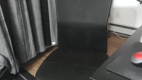 pasexhibe online show from February 12, 1:22 am