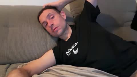 Pasito online show from March 10, 4:28 am