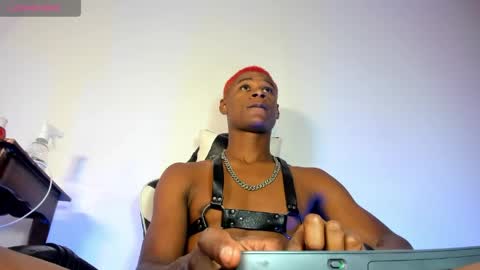 Snapshot of passion_black_ chatting on May 28, 12:24 pm passion_black_ online show from May 28, 12:24 pm