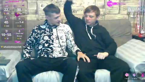 Max tall dark-haired guy with tattoos and Phil blond-haired online show from March 17, 3:33 am