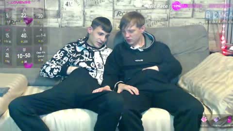 Snapshot of passionate_bonds chatting on May 4, 1:56 am Max tall dark-haired guy with tattoos and Phil blond-haired online show from May 4, 1:56 am