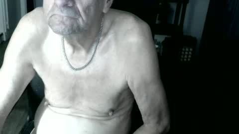 Snapshot of pastelito76 chatting on June 23, 3:10 pm Bob online show from June 23, 3:10 pm